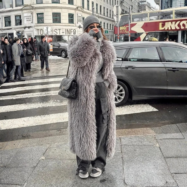 Kim's | Oslo Faux Fur Maxi Coat