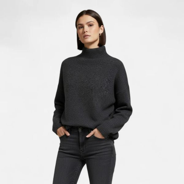 Kim's | Vienna Wool Women's Turtleneck Sweater