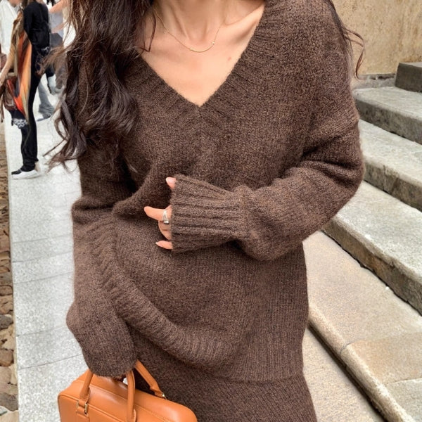 Kim's | Bordeaux Women’s Knit Sweater and Skirt Set