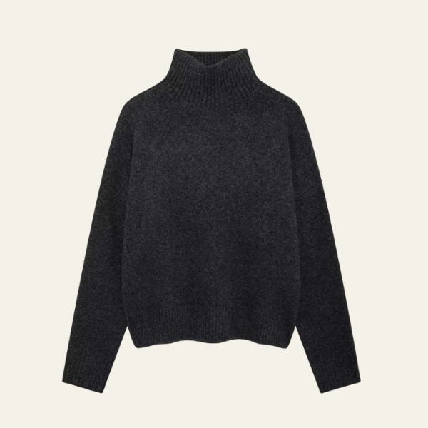 Kim's | Vienna Wool Women's Turtleneck Sweater